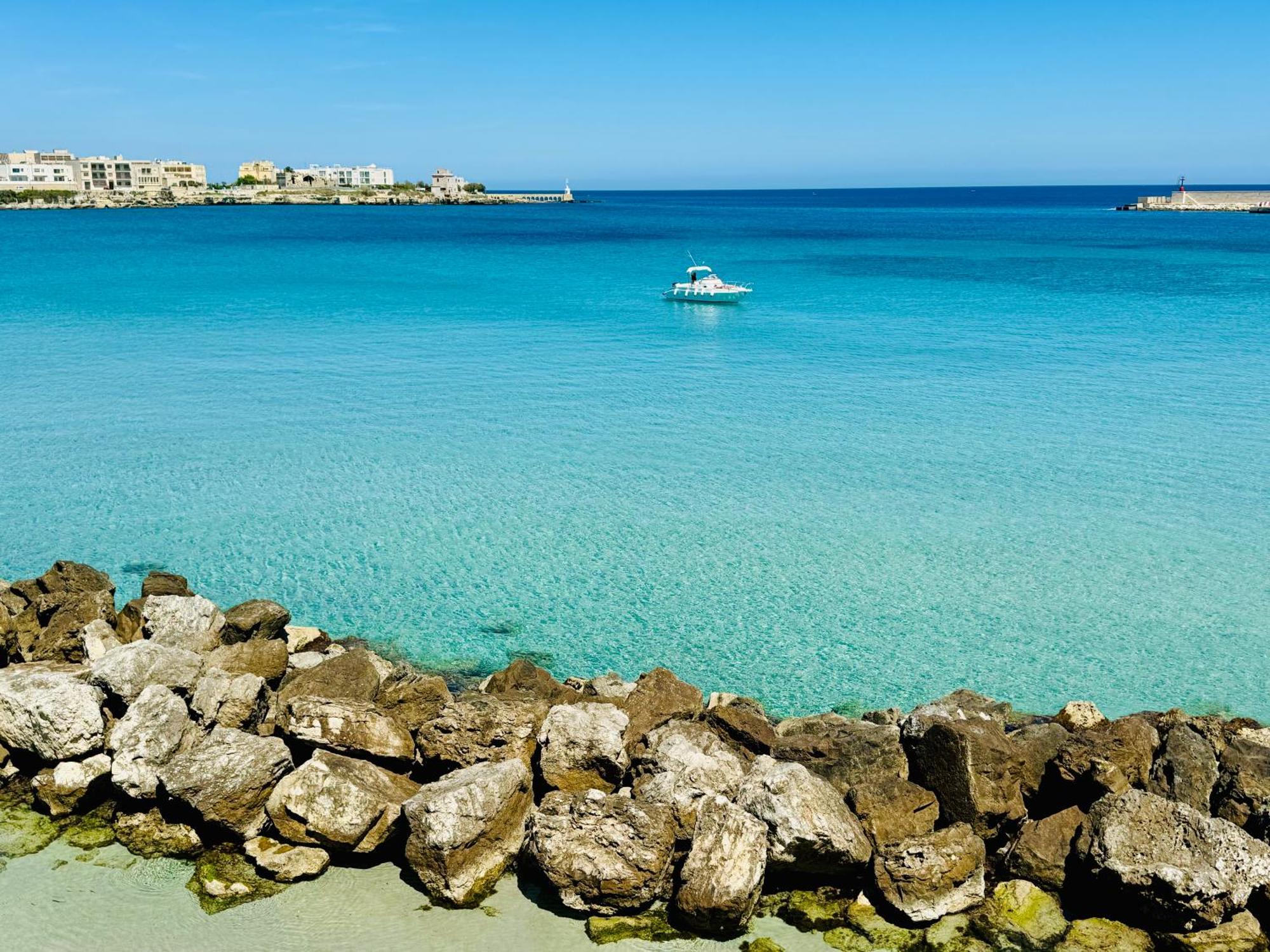 Dimora Del Sole Luxury And Charm Apartment Otranto Eksteriør billede