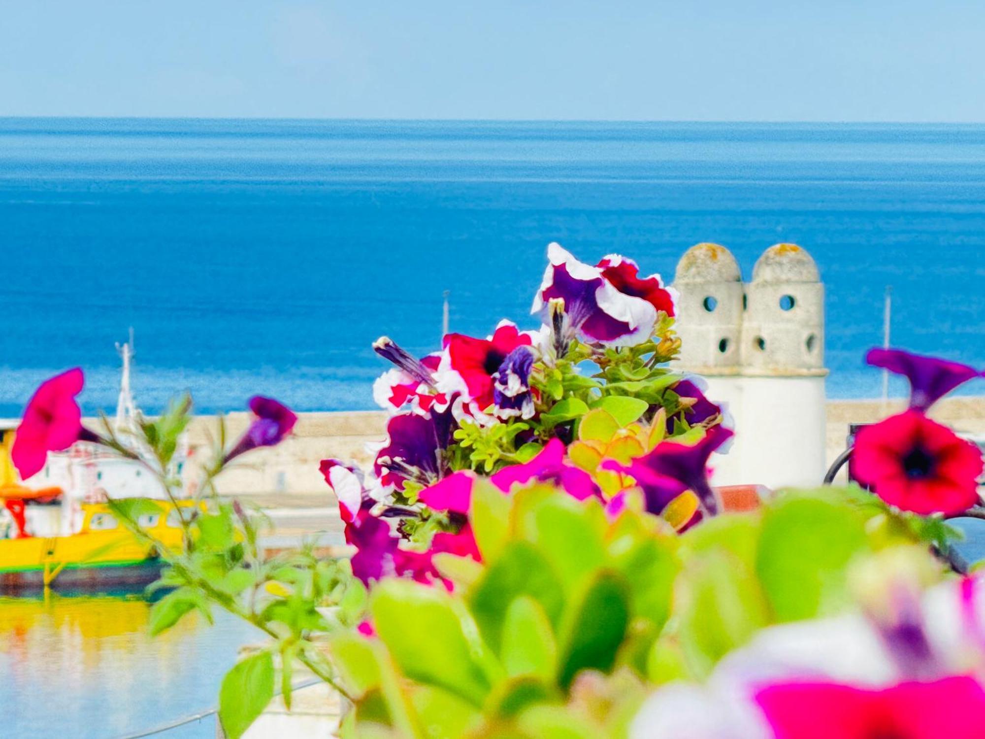 Dimora Del Sole Luxury And Charm Apartment Otranto Eksteriør billede